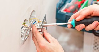 Электромонтажные работы Партизанск цена 457 руб Электрика под ключ